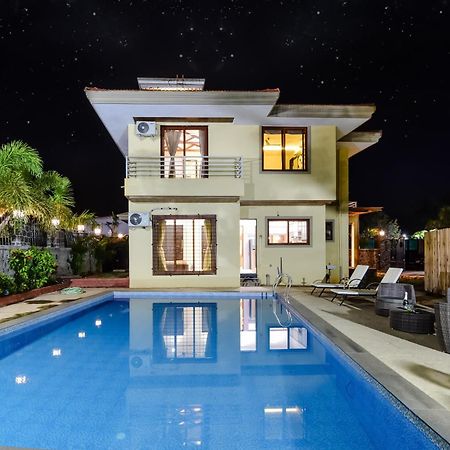 Lifeline Villas - Luxurious Taraangan 4 Mountain View Villa With Biggest Pool And Huge Open Area Lonavala Extérieur photo