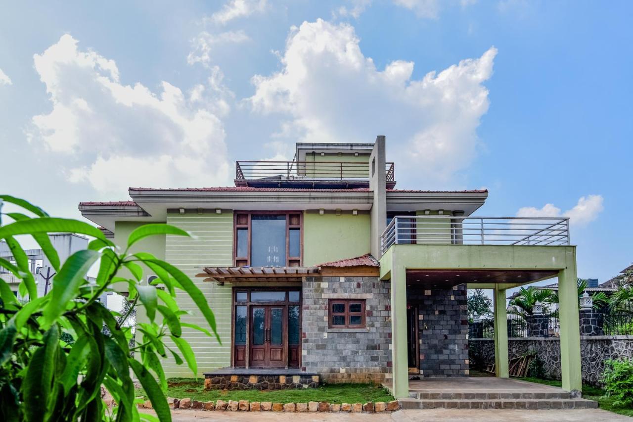 Lifeline Villas - Luxurious Taraangan 4 Mountain View Villa With Biggest Pool And Huge Open Area Lonavala Extérieur photo